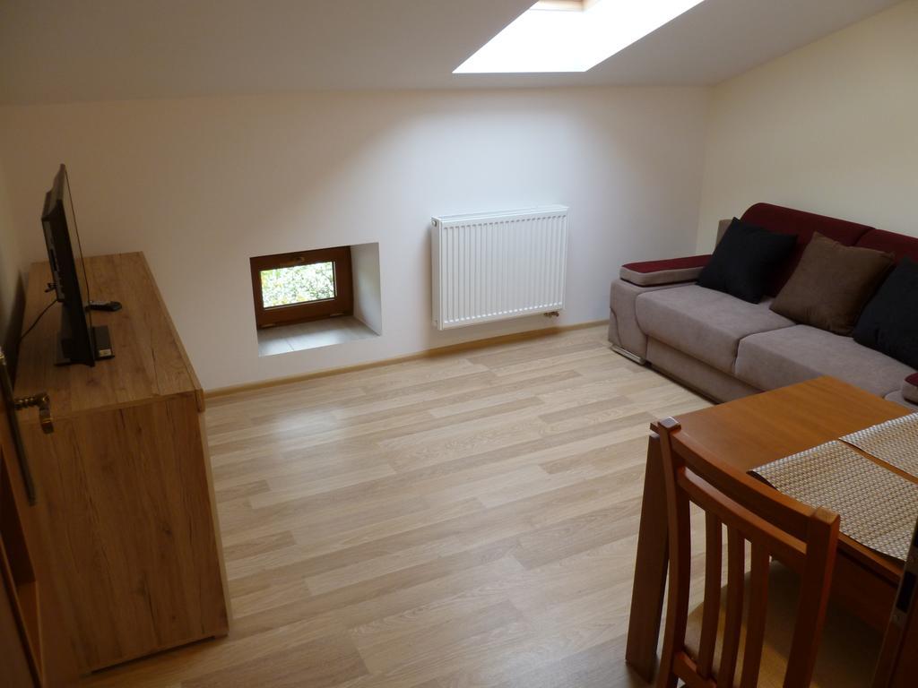 Energy House Apartman Jasło Kültér fotó